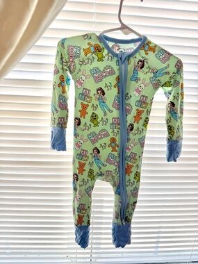 Ms Rachel Light Green & Blue zippy